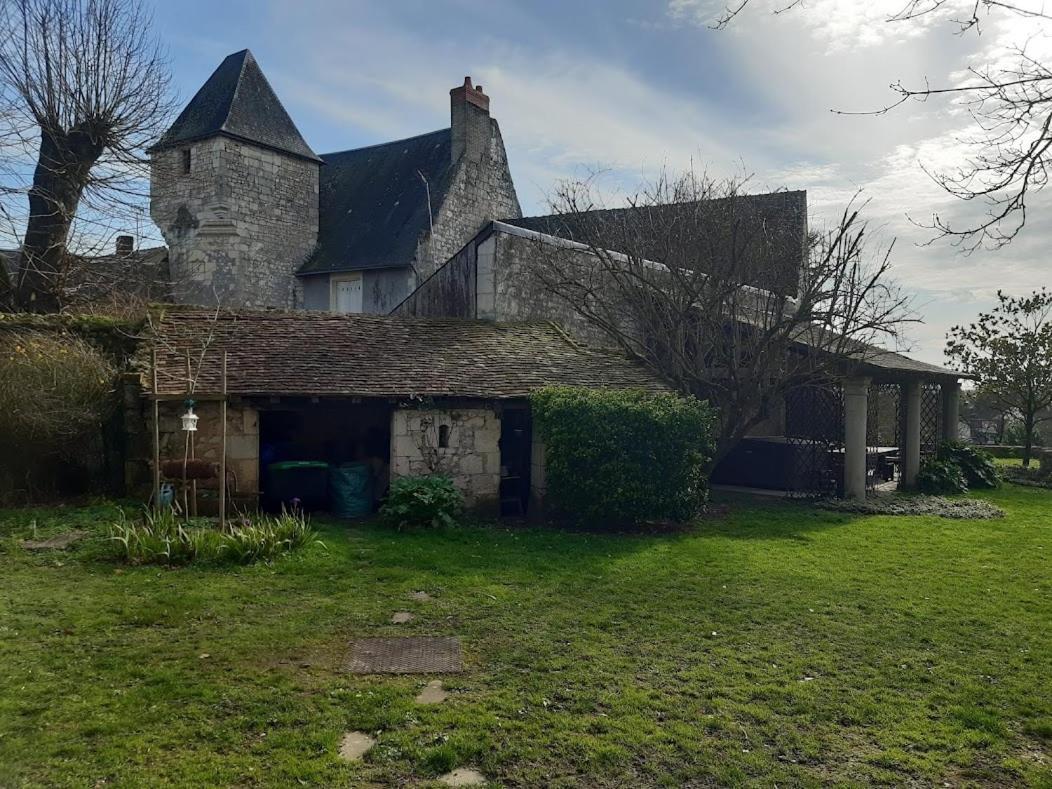 ホテル Domaine Les Feuillants Crouzilles エクステリア 写真