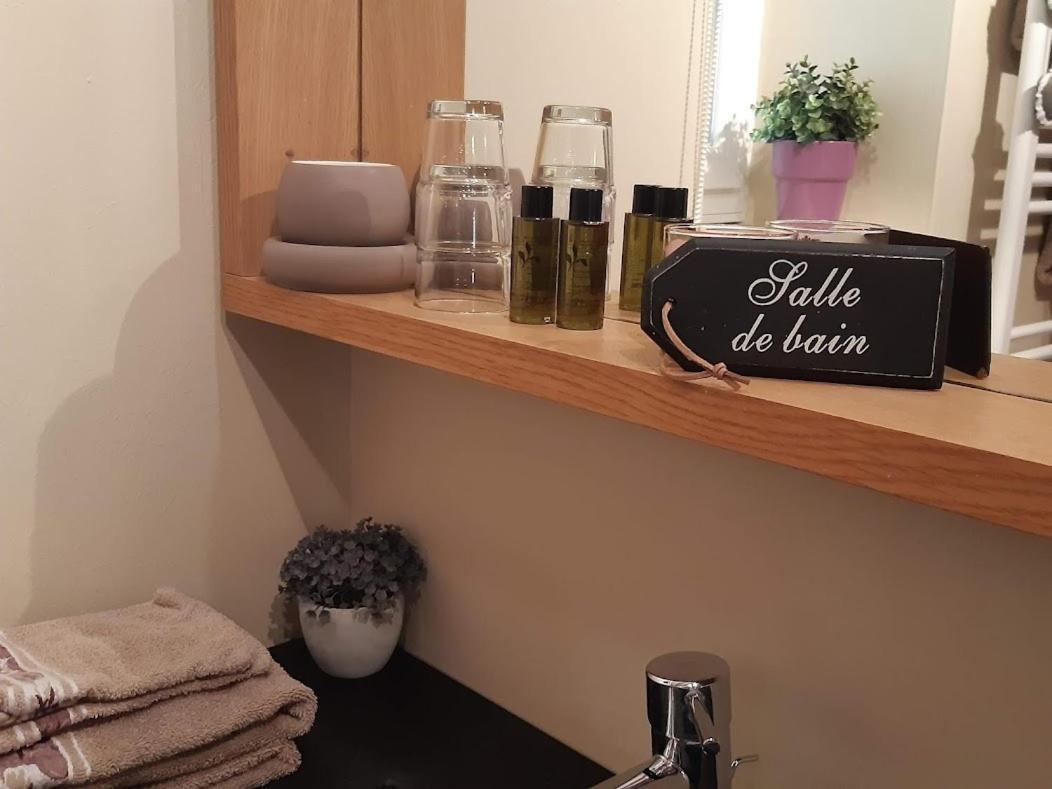 ホテル Domaine Les Feuillants Crouzilles エクステリア 写真