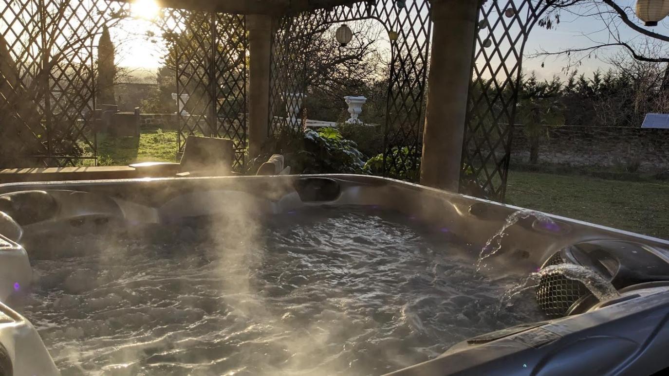 ホテル Domaine Les Feuillants Crouzilles エクステリア 写真