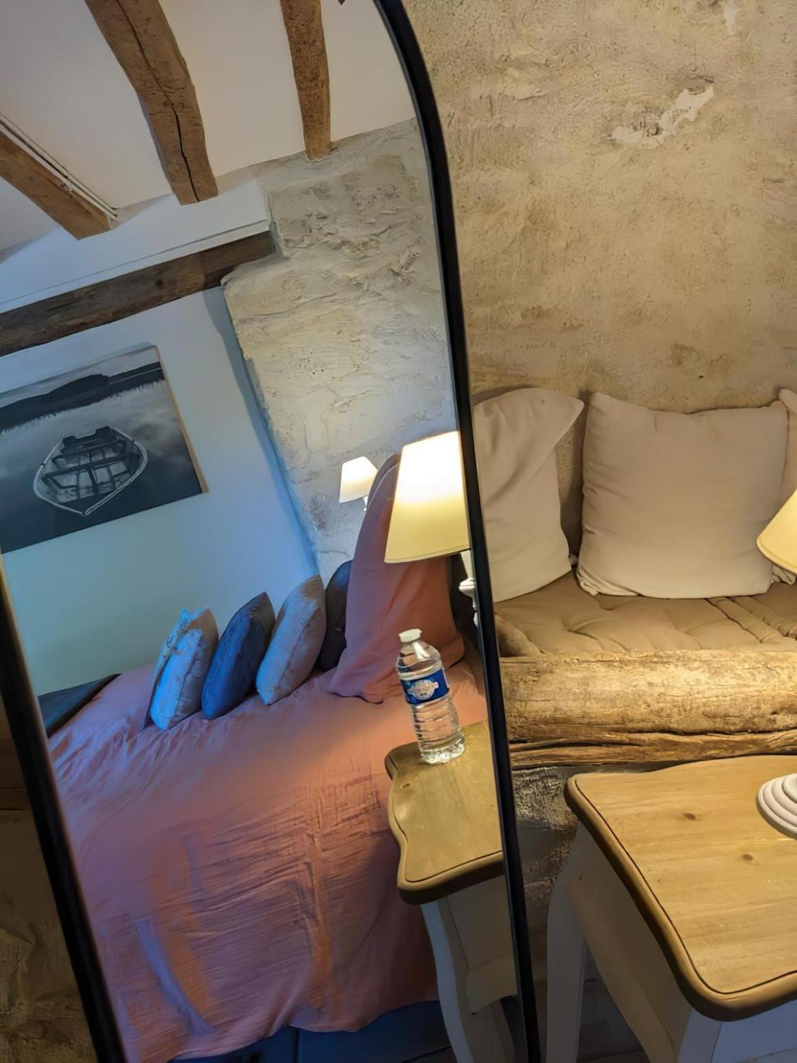 ホテル Domaine Les Feuillants Crouzilles 部屋 写真