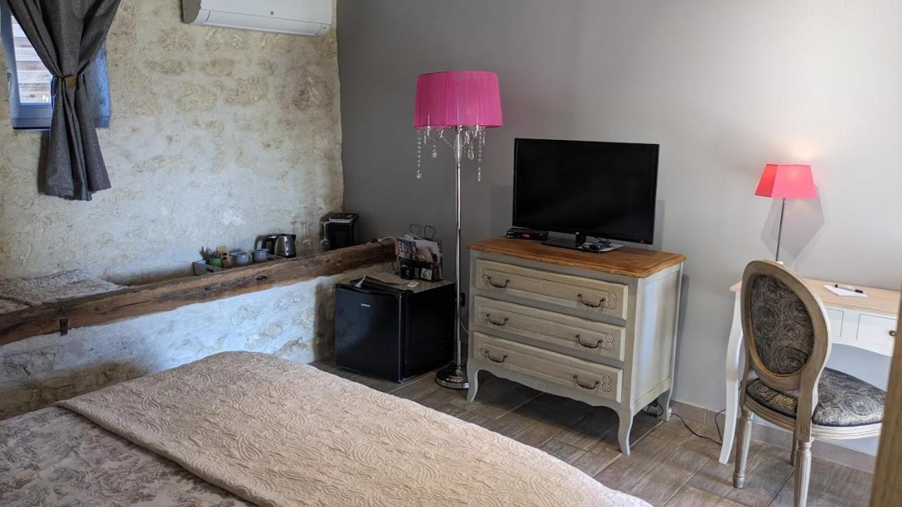 ホテル Domaine Les Feuillants Crouzilles 部屋 写真